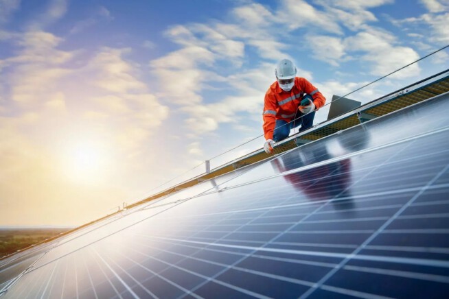 امکان‌سنجی احداث نیروگاه‌های خورشیدی روی سوله‌های صنعتی، خانه‌های مسکونی و زمین‌های کشاورزی